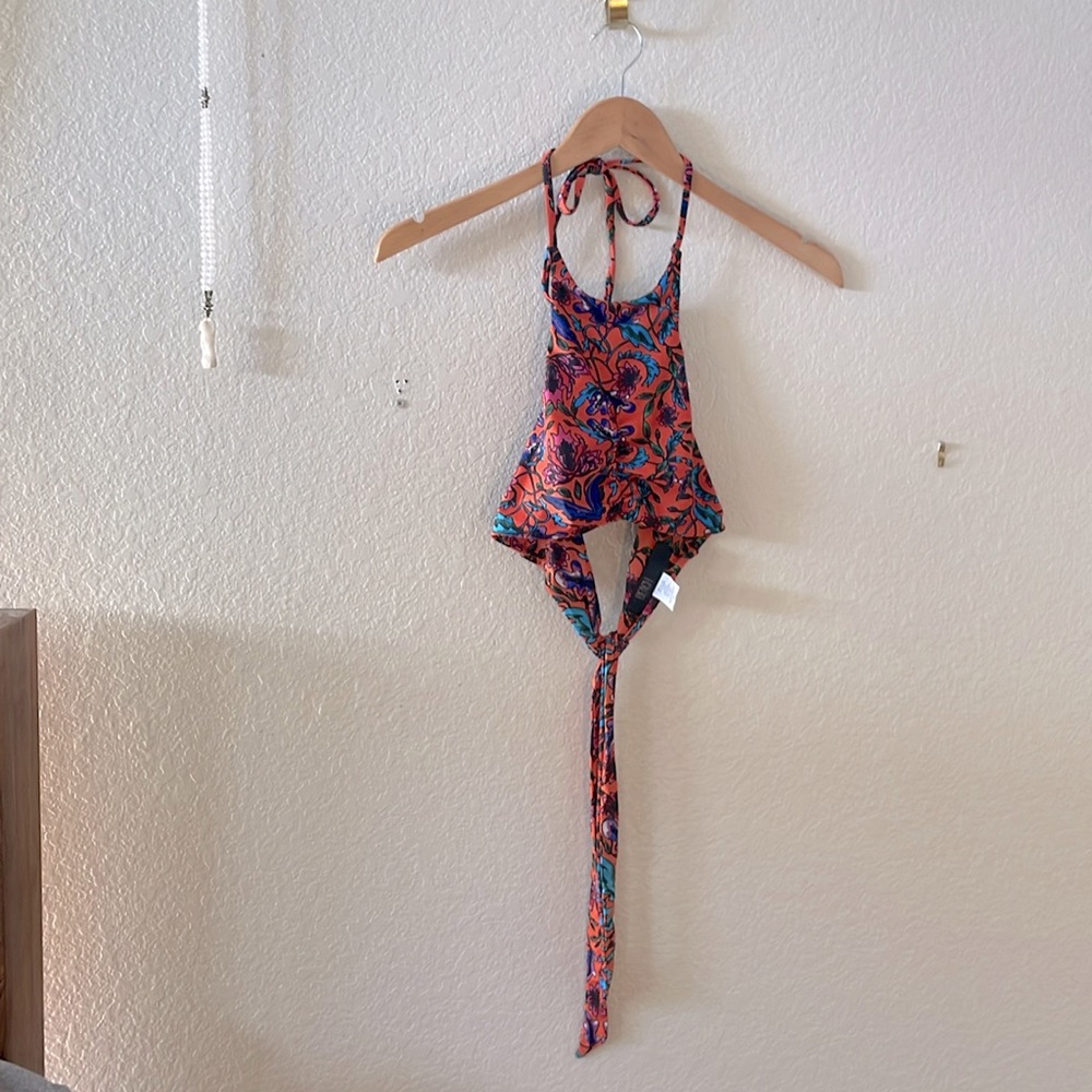 BeachRiot swimsuit halter top *red floral* size medium